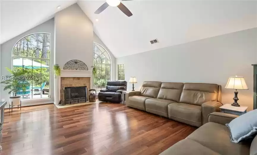 Hilton Head Island, South Carolina 29926, 3 Bedrooms Bedrooms, ,2 BathroomsBathrooms,Residential,For Sale,442851