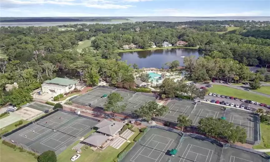 Hilton Head Island, South Carolina 29926, 3 Bedrooms Bedrooms, ,2 BathroomsBathrooms,Residential,For Sale,442851