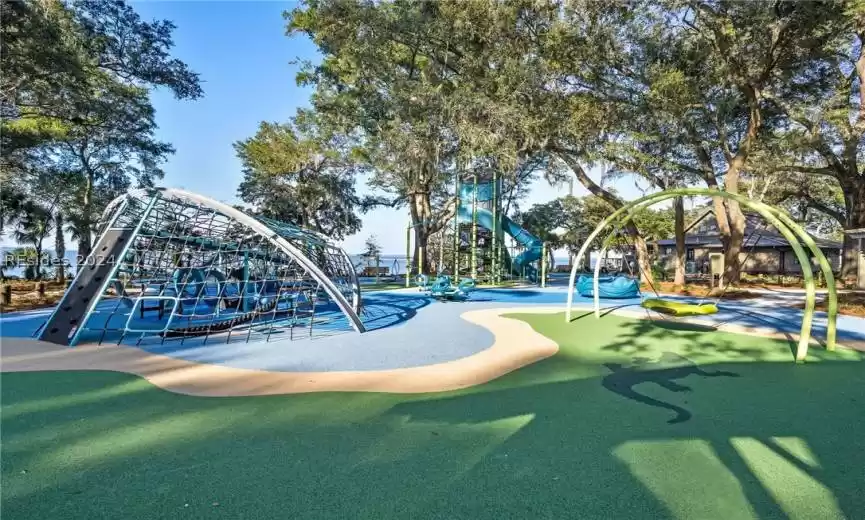 Hilton Head Island, South Carolina 29926, 3 Bedrooms Bedrooms, ,2 BathroomsBathrooms,Residential,For Sale,442851
