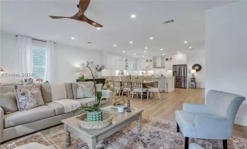 Hilton Head Island, South Carolina 29926, 4 Bedrooms Bedrooms, ,2 BathroomsBathrooms,Residential,For Sale,442757