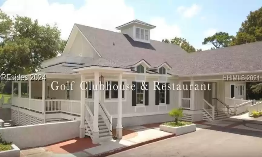 Opposite the tennis center is the new Golf Clubhouse ... public and private play are available ... relax and enjoy a drink and/or a snack after you finish playing golf.