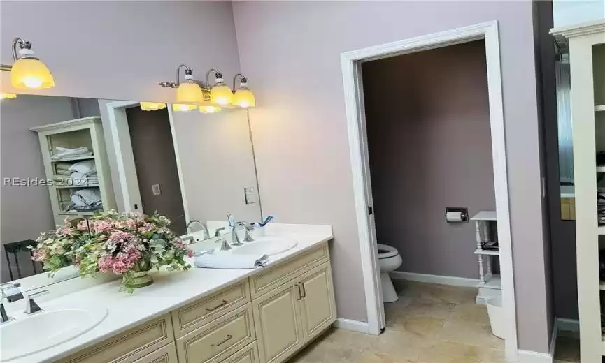 Hilton Head Island, South Carolina 29926, 4 Bedrooms Bedrooms, ,3 BathroomsBathrooms,Residential,For Sale,442888