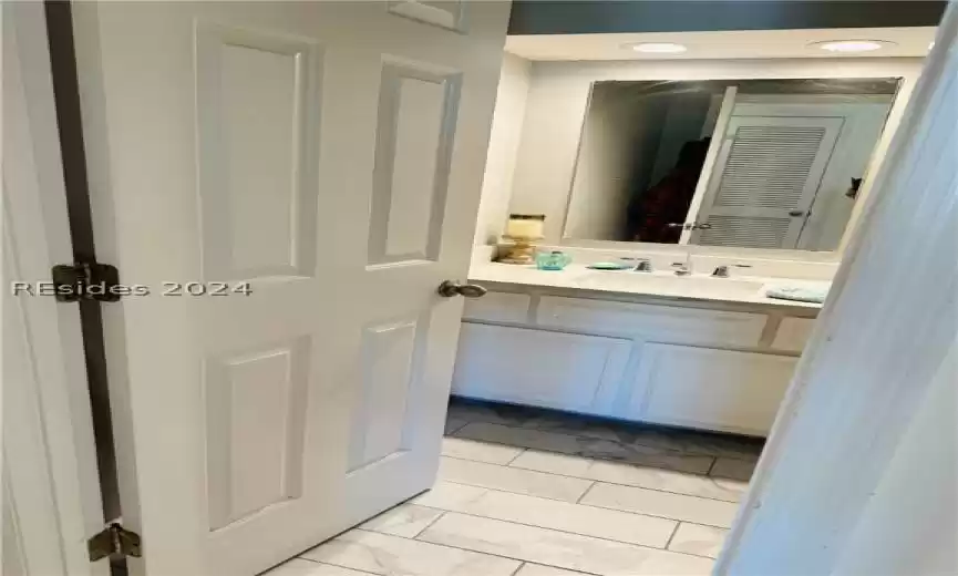 Hilton Head Island, South Carolina 29926, 4 Bedrooms Bedrooms, ,3 BathroomsBathrooms,Residential,For Sale,442888