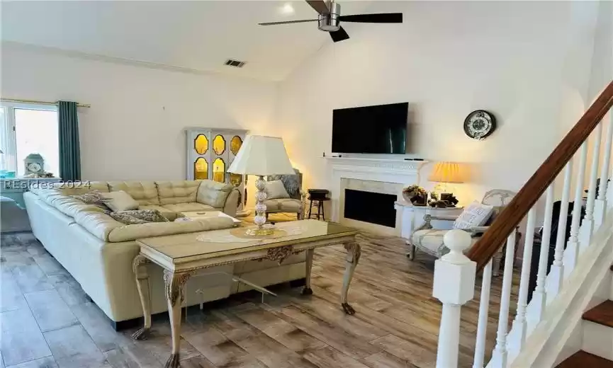 Hilton Head Island, South Carolina 29926, 4 Bedrooms Bedrooms, ,3 BathroomsBathrooms,Residential,For Sale,442888