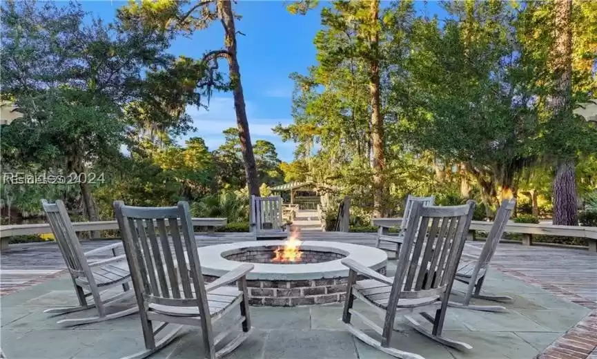 Hilton Head Island, South Carolina 29926, 4 Bedrooms Bedrooms, ,3 BathroomsBathrooms,Residential,For Sale,442888