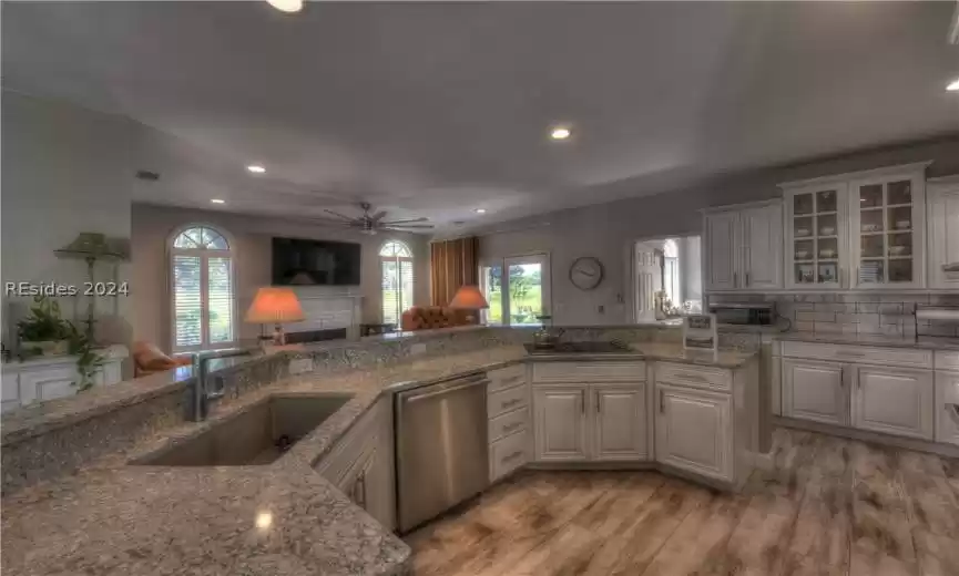 Hilton Head Island, South Carolina 29926, 4 Bedrooms Bedrooms, ,3 BathroomsBathrooms,Residential,For Sale,442888
