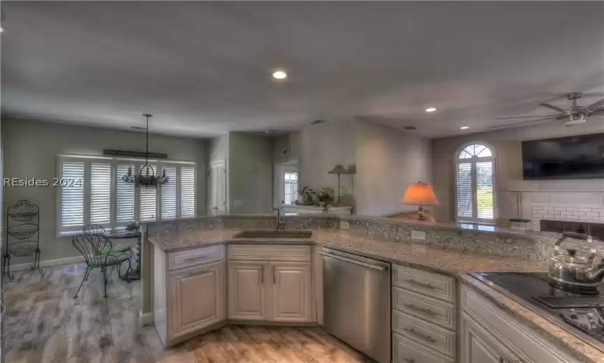 Hilton Head Island, South Carolina 29926, 4 Bedrooms Bedrooms, ,3 BathroomsBathrooms,Residential,For Sale,442888