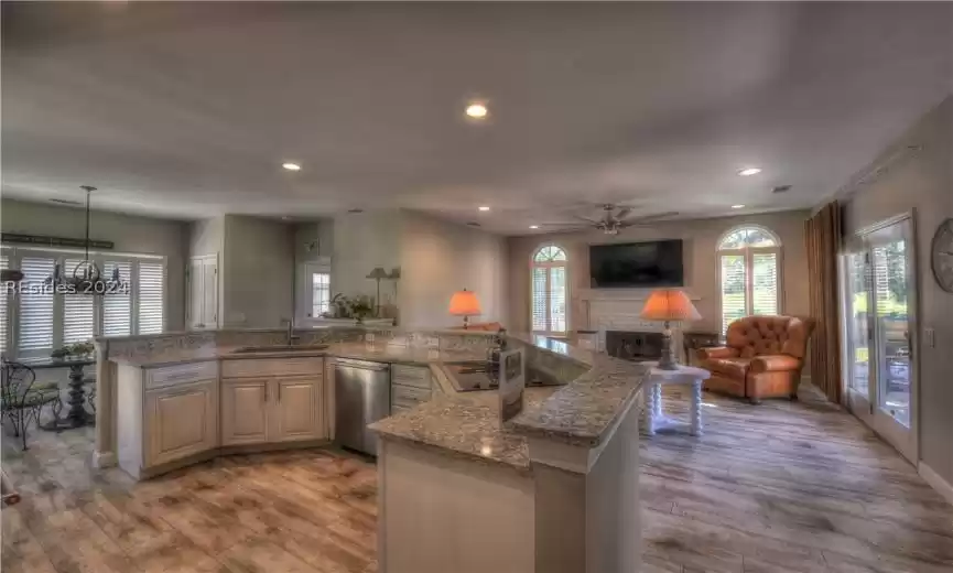 Hilton Head Island, South Carolina 29926, 4 Bedrooms Bedrooms, ,3 BathroomsBathrooms,Residential,For Sale,442888