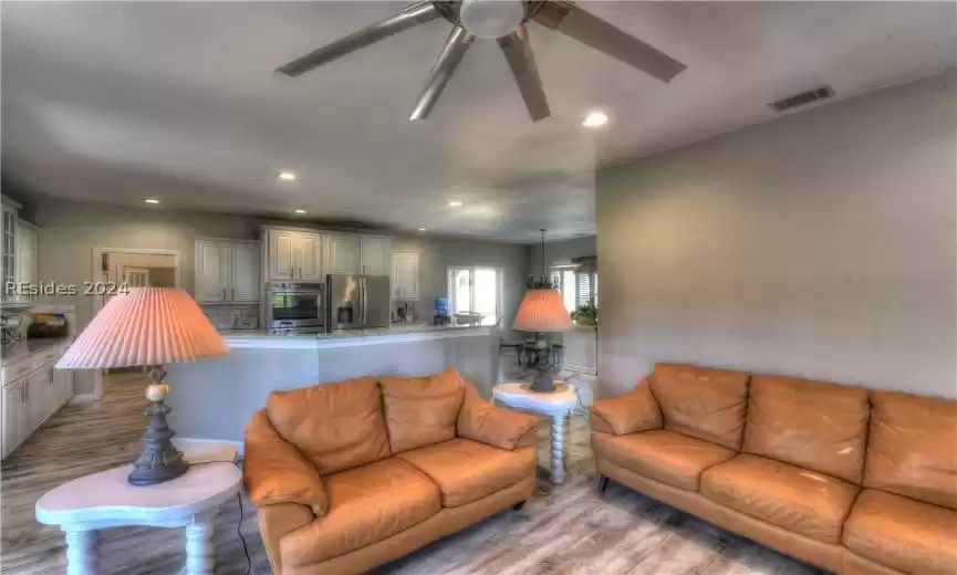 Hilton Head Island, South Carolina 29926, 4 Bedrooms Bedrooms, ,3 BathroomsBathrooms,Residential,For Sale,442888
