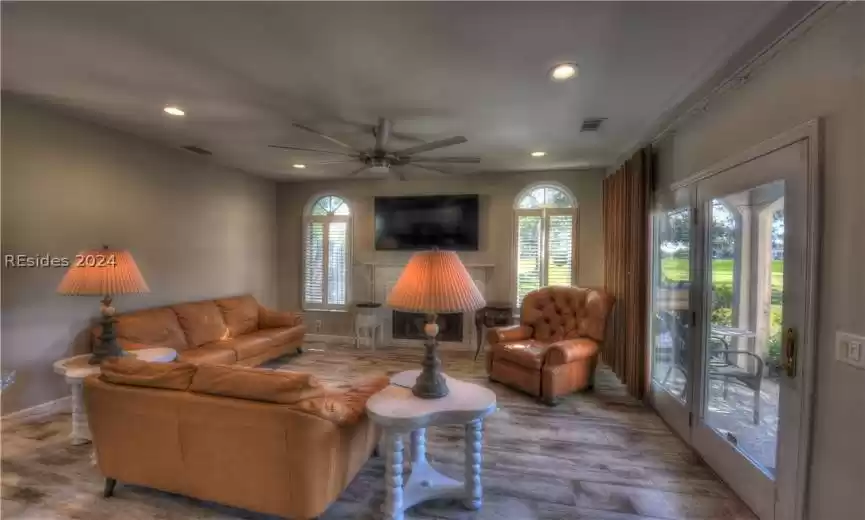 Hilton Head Island, South Carolina 29926, 4 Bedrooms Bedrooms, ,3 BathroomsBathrooms,Residential,For Sale,442888