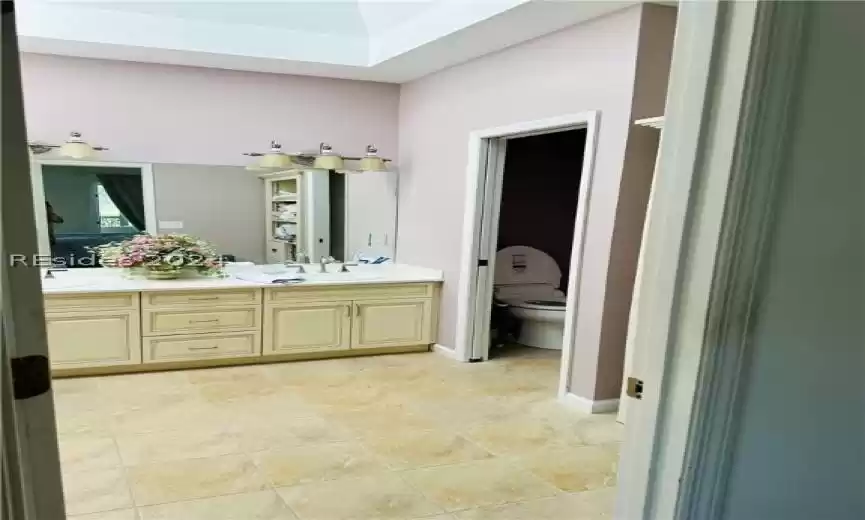 Hilton Head Island, South Carolina 29926, 4 Bedrooms Bedrooms, ,3 BathroomsBathrooms,Residential,For Sale,442888