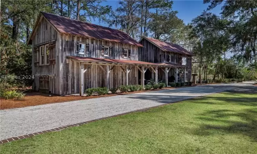 Bluffton, South Carolina 29910, 7 Bedrooms Bedrooms, ,8 BathroomsBathrooms,Residential,For Sale,442811