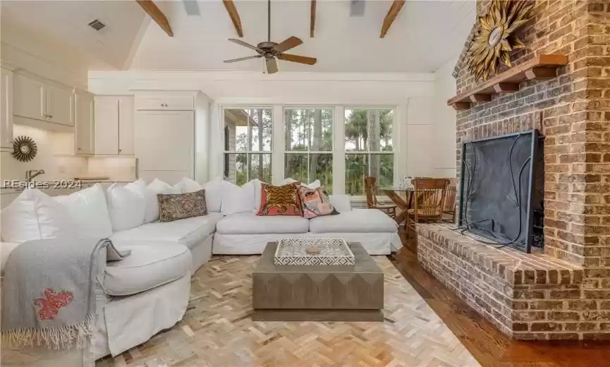 Bluffton, South Carolina 29910, 7 Bedrooms Bedrooms, ,8 BathroomsBathrooms,Residential,For Sale,442811