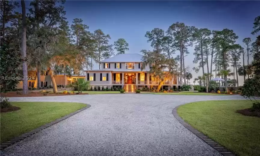 Bluffton, South Carolina 29910, 7 Bedrooms Bedrooms, ,8 BathroomsBathrooms,Residential,For Sale,442811
