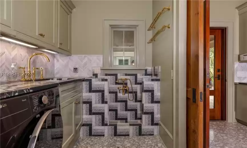 Bluffton, South Carolina 29910, 7 Bedrooms Bedrooms, ,8 BathroomsBathrooms,Residential,For Sale,442811