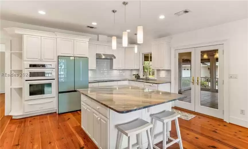 Beaufort, South Carolina 29902, 4 Bedrooms Bedrooms, ,5 BathroomsBathrooms,Residential,For Sale,442712