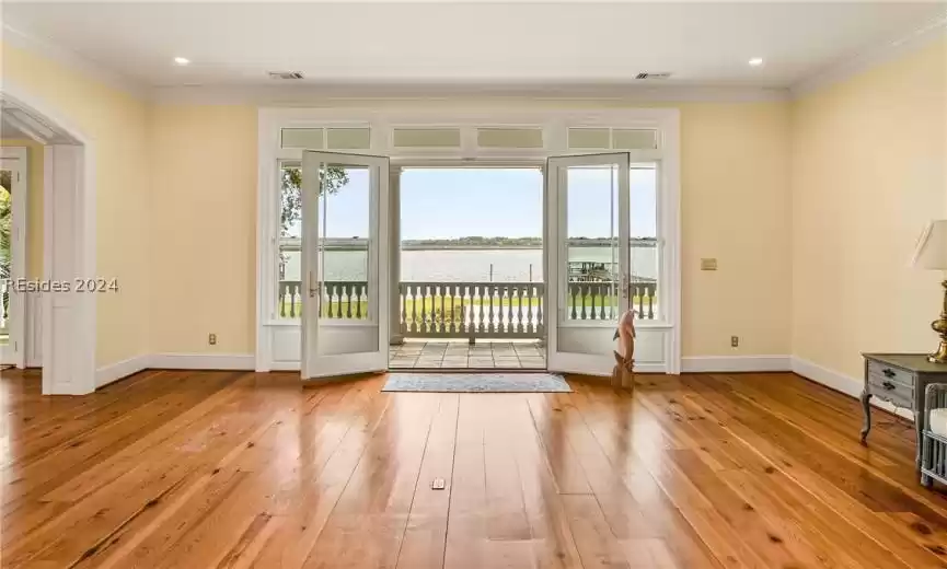 Beaufort, South Carolina 29902, 4 Bedrooms Bedrooms, ,5 BathroomsBathrooms,Residential,For Sale,442712