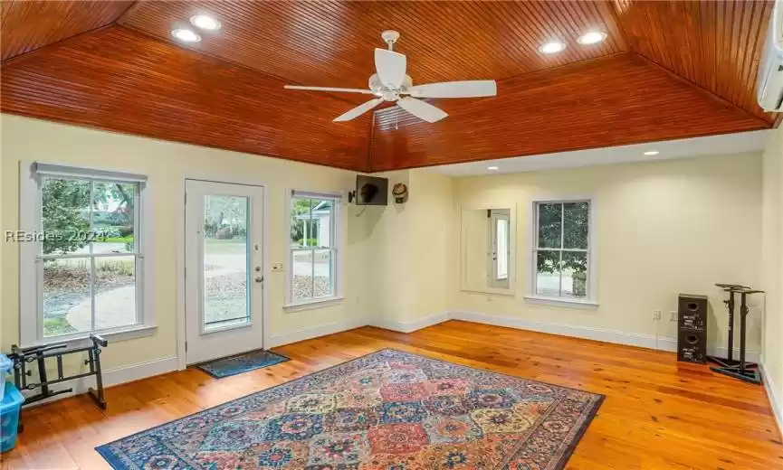 Beaufort, South Carolina 29902, 4 Bedrooms Bedrooms, ,5 BathroomsBathrooms,Residential,For Sale,442712