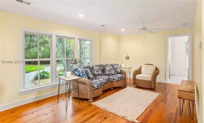 Beaufort, South Carolina 29902, 4 Bedrooms Bedrooms, ,5 BathroomsBathrooms,Residential,For Sale,442712