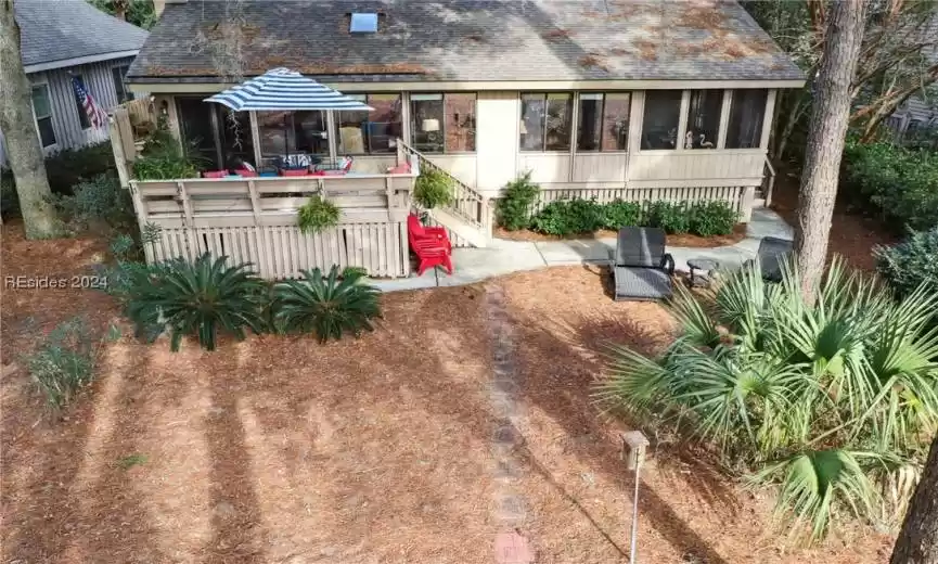 Lovely Deck with built in benching and plenty of room for furniture -- your Bird's Eye view of the Sea Pines Heritage Classic!