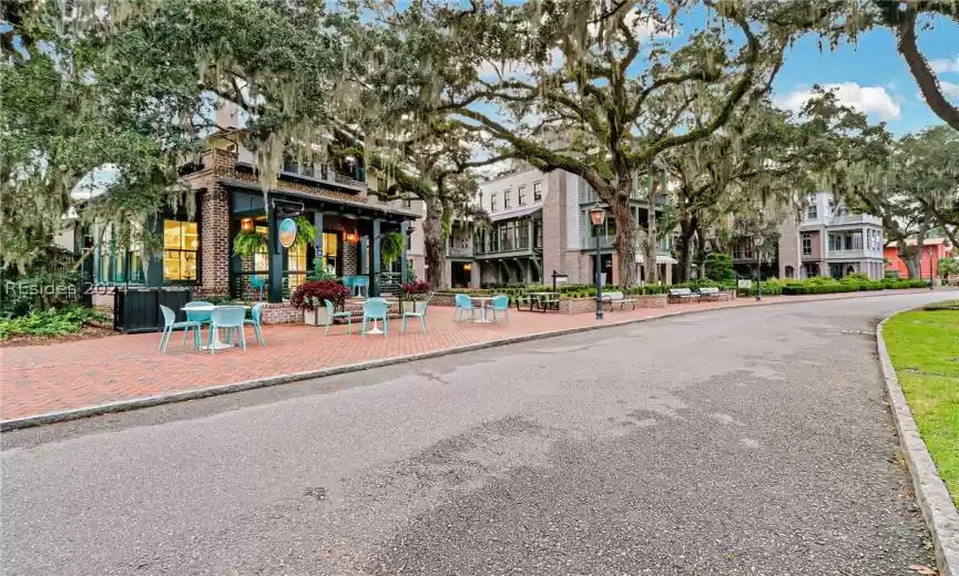 Bluffton, South Carolina 29910, 4 Bedrooms Bedrooms, ,4 BathroomsBathrooms,Residential,For Sale,442604