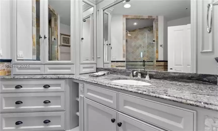 Hilton Head Island, South Carolina 29926, 5 Bedrooms Bedrooms, ,5 BathroomsBathrooms,Residential,For Sale,442285