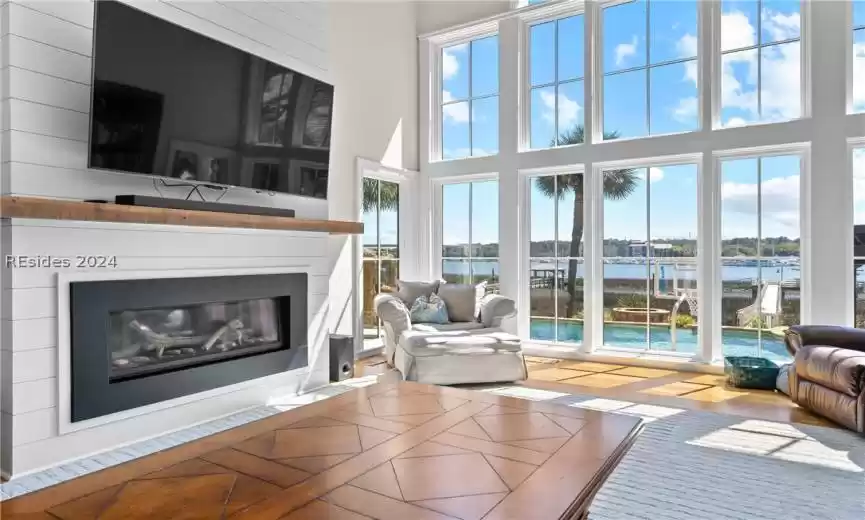 Hilton Head Island, South Carolina 29926, 5 Bedrooms Bedrooms, ,5 BathroomsBathrooms,Residential,For Sale,442285