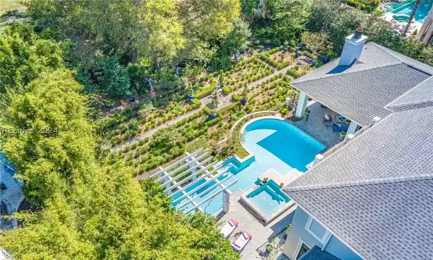 Hilton Head Island, South Carolina 29928, 5 Bedrooms Bedrooms, ,6 BathroomsBathrooms,Residential,For Sale,442659
