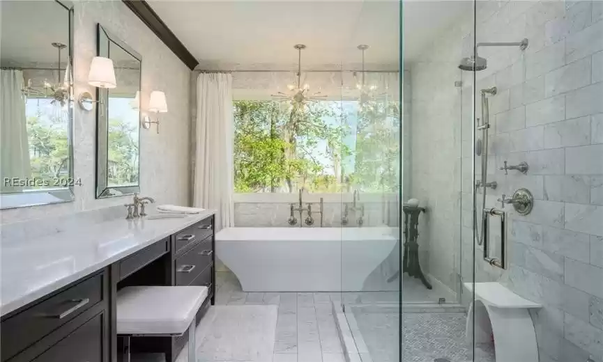 Hilton Head Island, South Carolina 29926, 5 Bedrooms Bedrooms, ,4 BathroomsBathrooms,Residential,For Sale,443129