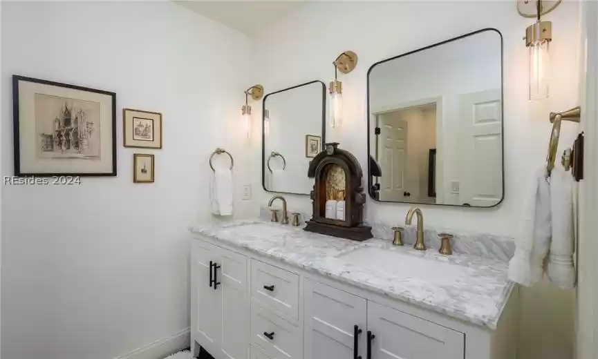 Hilton Head Island, South Carolina 29926, 5 Bedrooms Bedrooms, ,4 BathroomsBathrooms,Residential,For Sale,443129