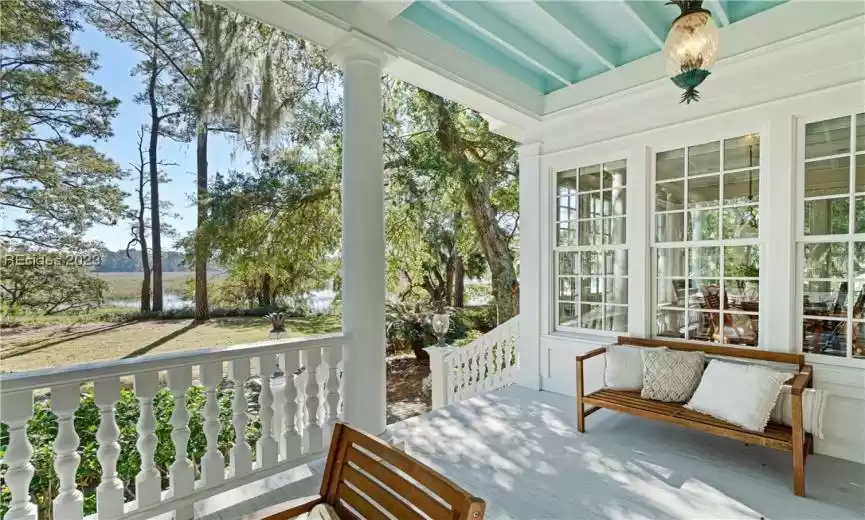 Beaufort, South Carolina 29906, 4 Bedrooms Bedrooms, ,4 BathroomsBathrooms,Residential,For Sale,437350