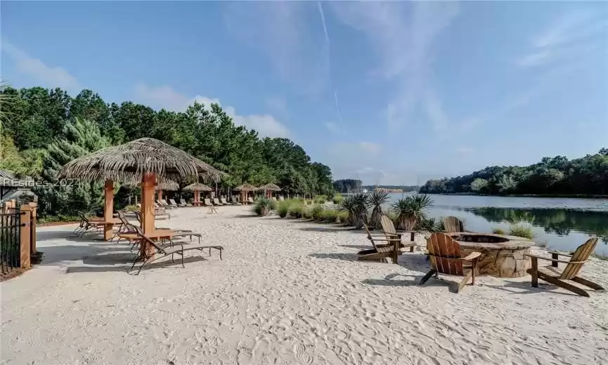 Bluffton, South Carolina 29910, 2 Bedrooms Bedrooms, ,2 BathroomsBathrooms,Residential,For Sale,443347