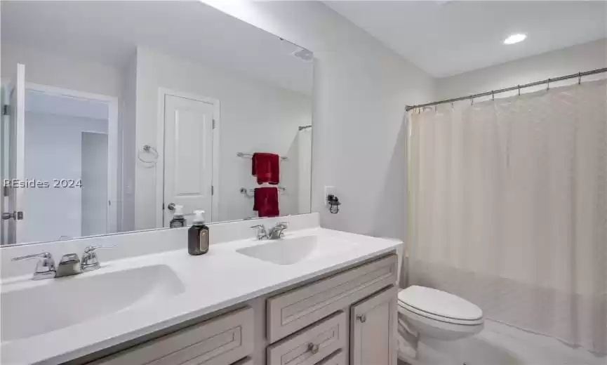 Bluffton, South Carolina 29910, 4 Bedrooms Bedrooms, ,2 BathroomsBathrooms,Residential,For Sale,442610