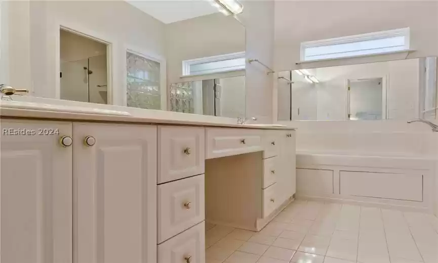 Hilton Head Island, South Carolina 29926, 4 Bedrooms Bedrooms, ,4 BathroomsBathrooms,Residential,For Sale,441766