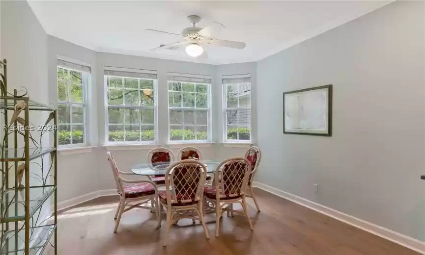 Eat in dining area