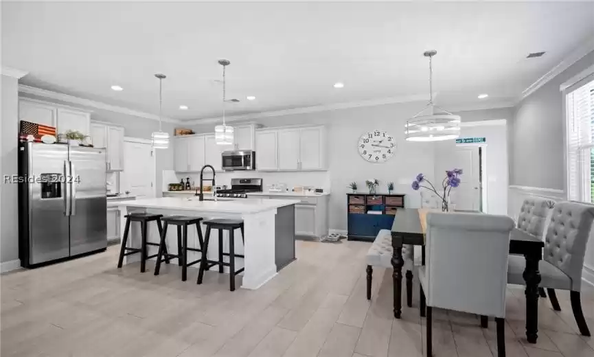 Beaufort, South Carolina 29906, 3 Bedrooms Bedrooms, ,2 BathroomsBathrooms,Residential,For Sale,442658