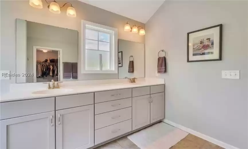 Bluffton, South Carolina 29910, 5 Bedrooms Bedrooms, ,3 BathroomsBathrooms,Residential,For Sale,442710