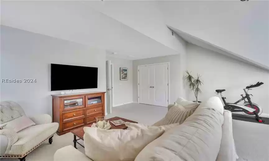 Bonus Room/ 5th Bedroom