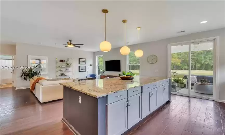 Bluffton, South Carolina 29910, 5 Bedrooms Bedrooms, ,3 BathroomsBathrooms,Residential,For Sale,442710
