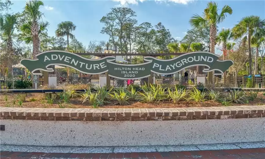 Hilton Head Island, South Carolina 29928, 2 Bedrooms Bedrooms, ,1 BathroomBathrooms,Residential,For Sale,442898