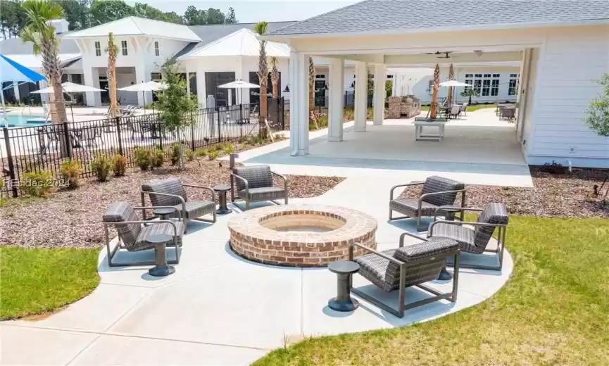 Bluffton, South Carolina 29909, 2 Bedrooms Bedrooms, ,2 BathroomsBathrooms,Residential,For Sale,442557