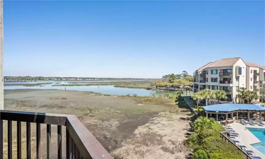 Welcome to Captains Quarters #260! Perfect view off of your balcony of the Shelter Cove's firework display during the summer every Tuesdays!