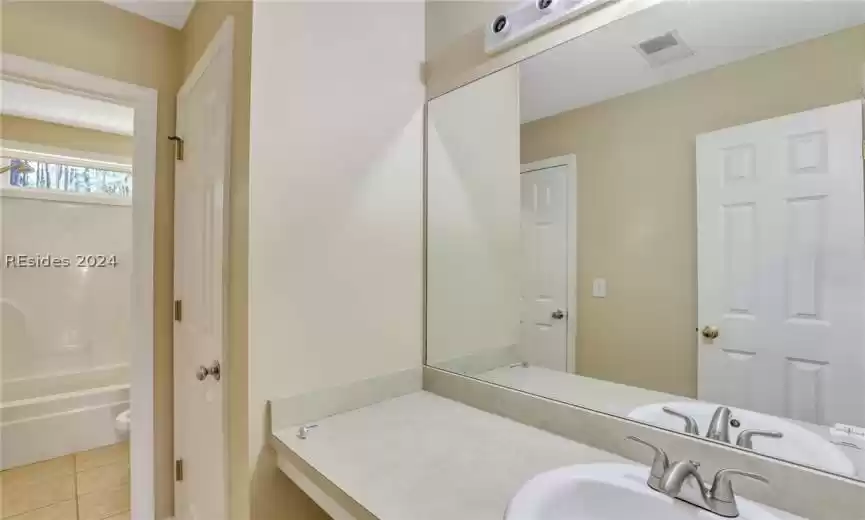 Bluffton, South Carolina 29910, 5 Bedrooms Bedrooms, ,2 BathroomsBathrooms,Residential,For Sale,443320