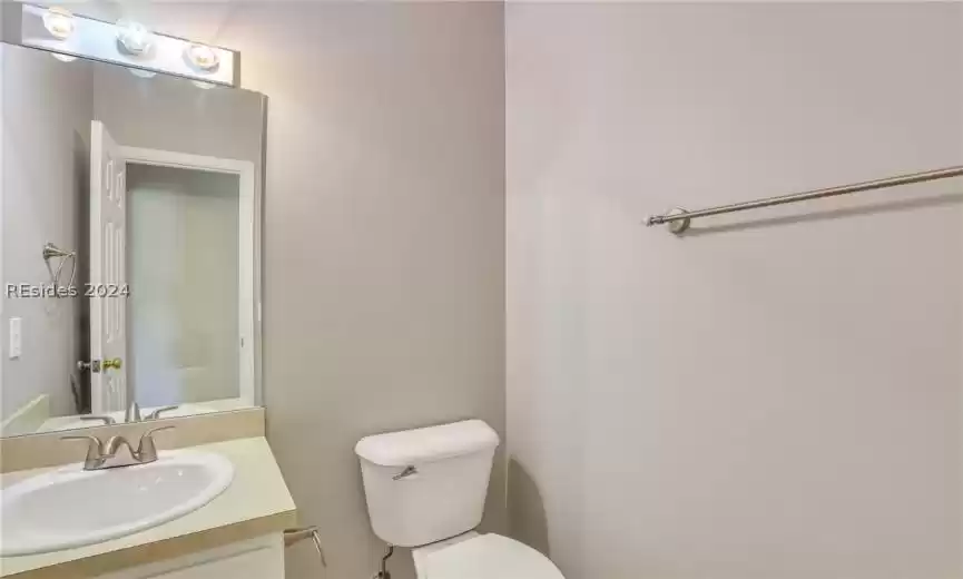 Bluffton, South Carolina 29910, 5 Bedrooms Bedrooms, ,2 BathroomsBathrooms,Residential,For Sale,443320