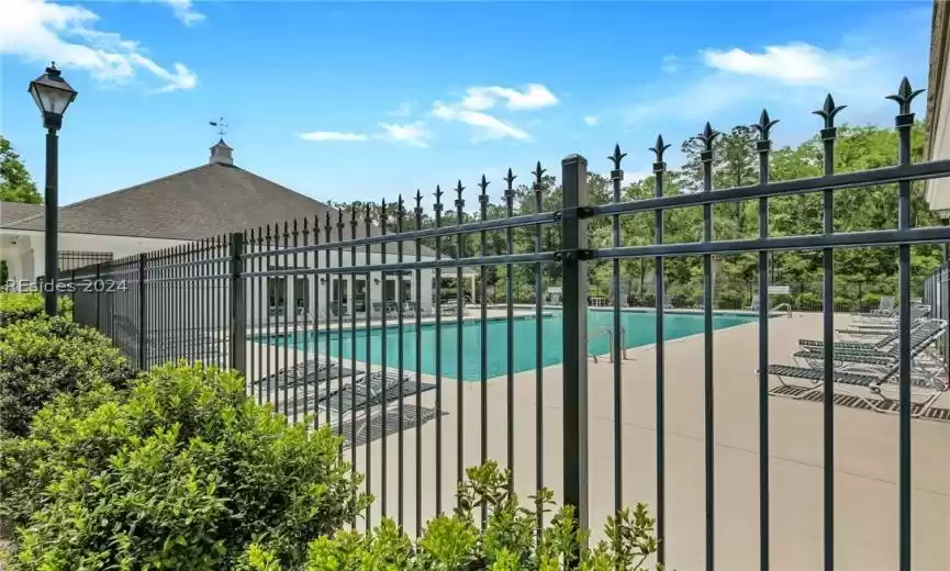 Bluffton, South Carolina 29910, 5 Bedrooms Bedrooms, ,2 BathroomsBathrooms,Residential,For Sale,443320
