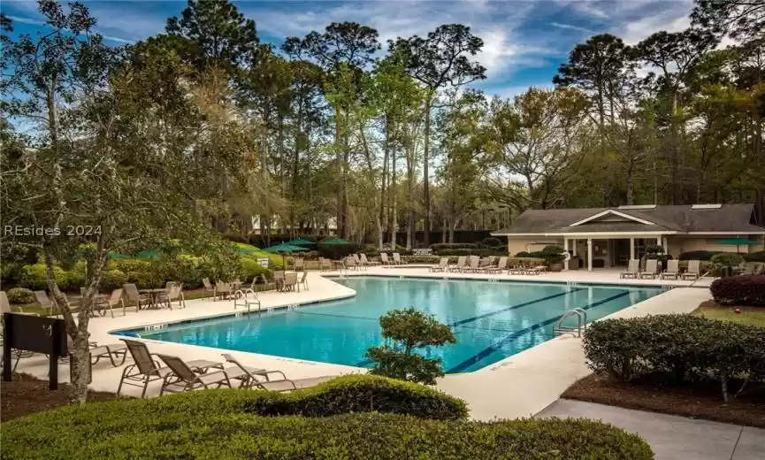 Hilton Head Island, South Carolina 29928, 5 Bedrooms Bedrooms, ,5 BathroomsBathrooms,Residential,For Sale,442589