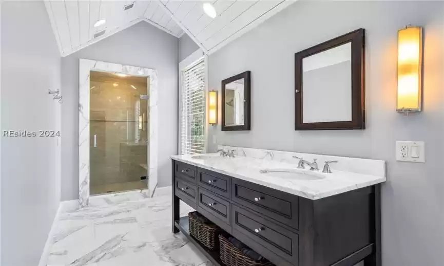 Hilton Head Island, South Carolina 29928, 5 Bedrooms Bedrooms, ,5 BathroomsBathrooms,Residential,For Sale,442589