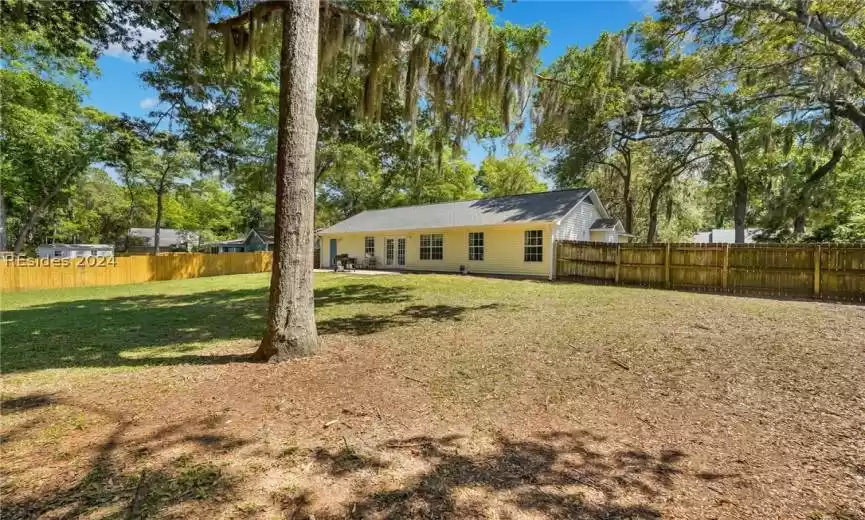 Beaufort, South Carolina 29907, 3 Bedrooms Bedrooms, ,2 BathroomsBathrooms,Residential,For Sale,443527