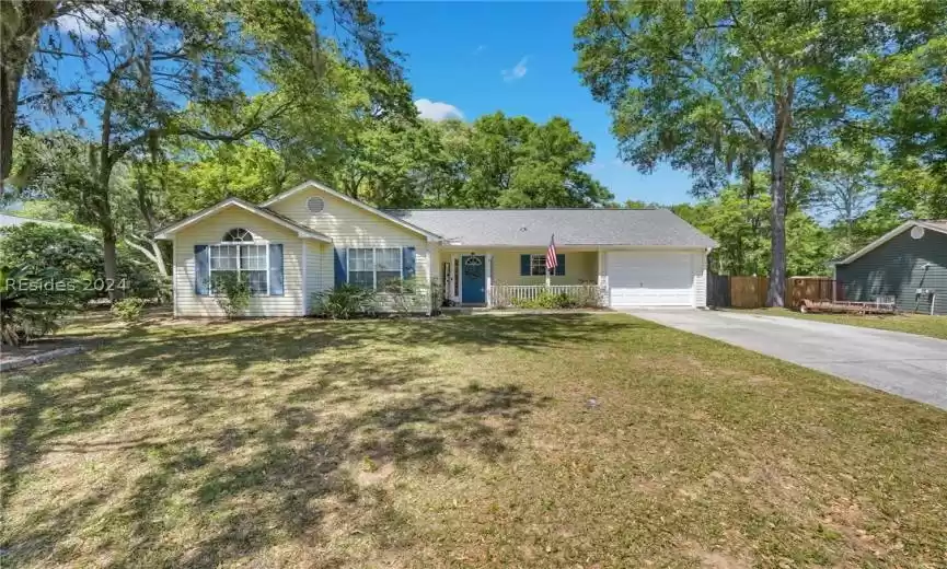 Beaufort, South Carolina 29907, 3 Bedrooms Bedrooms, ,2 BathroomsBathrooms,Residential,For Sale,443527