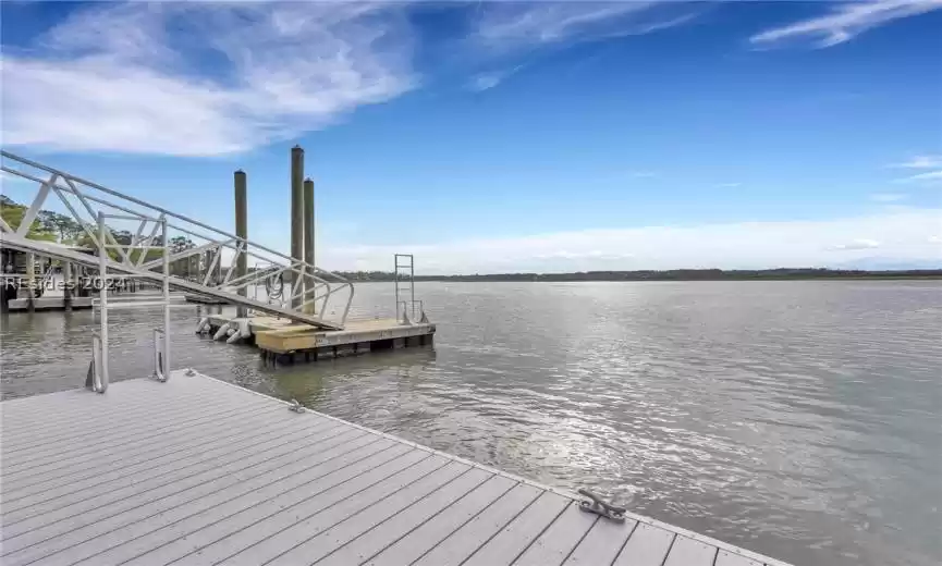 Bluffton, South Carolina 29910, 4 Bedrooms Bedrooms, ,4 BathroomsBathrooms,Residential,For Sale,442858